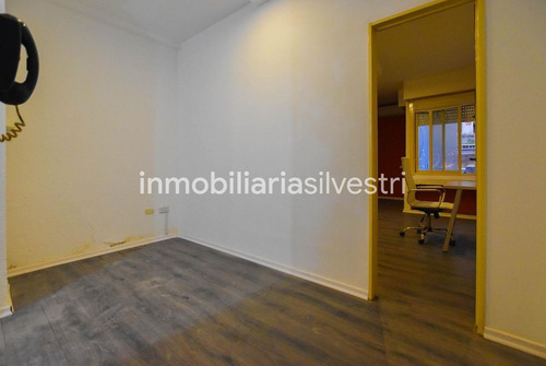 Imagen 2 de 11 de 46 E/ 8 Y 9 La Plata - Departamento En Venta