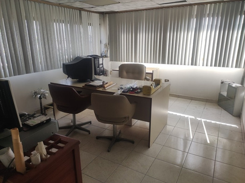 Galpón En Venta En Zona Industrial De Cagua. Aragua