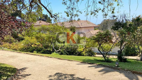 Gran Casa Con Parque Privado En Santo Domingo