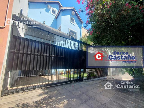 Cerca De Estación Juan. B. Justo, Solido Chalet 8 Amb. Con Piscina, Suite, Cochera Y Fondo