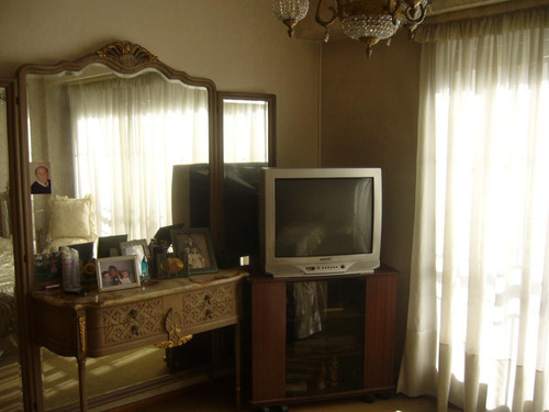 Departamento En Venta - 4 Dormitorios 3 Baños - Cochera - 180mts2 - Belgrano