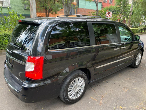 Imagen 9 de 13 de Preciosa Town Country Limited , Barata E Impecable