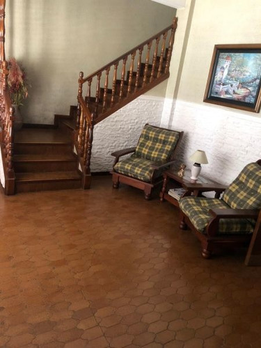 Imagen 3 de 17 de Casa En Venta En Valentín Alsina