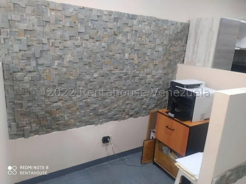 Imagen 7 de 30 de Local Oficina En Venta En Centro Comercial Reconocido Al Este De Barquisimeto Lara, (0.4.2.4.5.9.3.7.5.4.2.)/. Rent-a-house Centro Occidente Mls Código: 22-23045, Cuenta Con 42 Mts2, 1 Baño