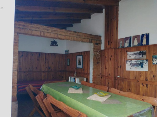 Imagen 12 de 14 de En Venta | Hermosa Propiedad Con Parque, Pileta Y Quincho En Moreno | Sobre Calle Valencia E/ Ruta 23 Y Guatemala