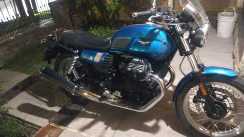Moto Guzzi V7 Special 3