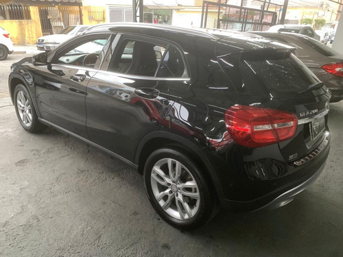 Mercedes-Benz Classe GLA 1.6 Advance Turbo Flex 5p