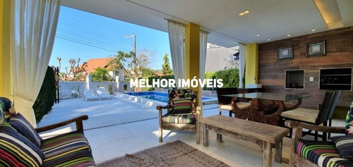 Casa Com 03 Suítes A Venda Na Praia De Taquaras Em Balneário Camboriú - 1717
