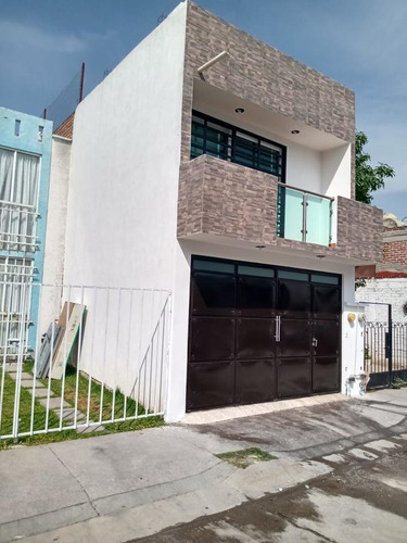 Imagen 13 de 13 de Casa En Venta En Paseos Del Molino - Agua Azul - Blvd. Delta!!