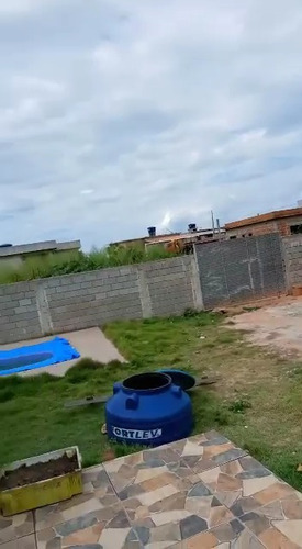 Sobrado Grande Em Marataízes, Com 1.600 Metros Quadrados