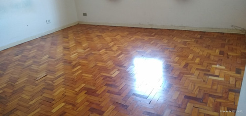 Imagem 6 de 14 de Casa - Sobrado- 2 Dorm 1 Vaga 2 Banheiros Churrasqueira