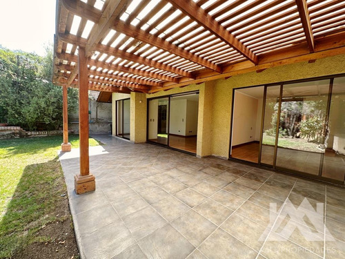 Casa En Venta Camino Del Roble Dentro De Condominio