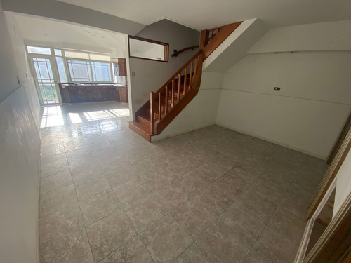 Imagen 5 de 18 de Dúplex En Venta De 2 Dormitorios C/ Cochera En San Justo