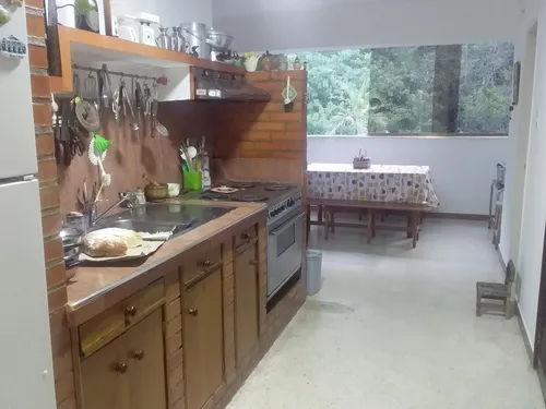 Chuao ,se Alquila Habitacion P7l
