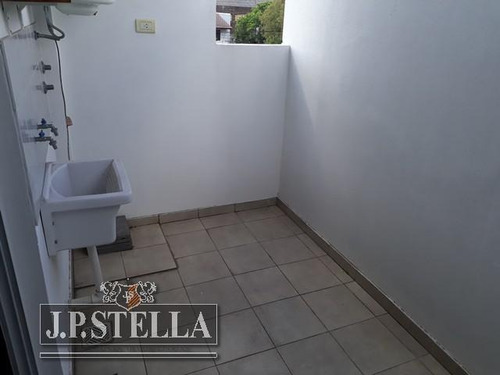 Imagen 17 de 30 de Edificio Galpon Comercial, 4 Dptos 2 Ambientes Y 2 Dptos 3 Ambientes - Venta En Block - Haedo