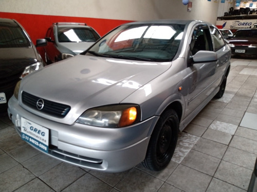 Imagem 1 de 10 de Chevrolet Astra 2002 2.0 8v Sunny 3p