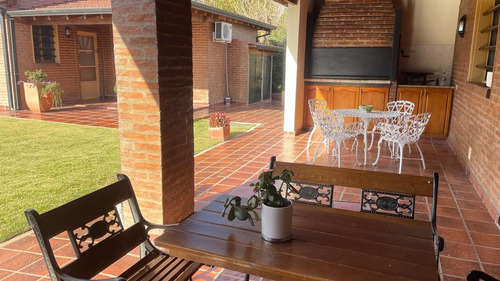 Casa Quinta - Paque Sicardi