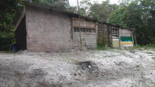 Chácara No Litoral Com 3 Quartos Em Itanhaém/sp 5984-pc