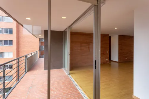 Apartamento En Arriendo En El Tesoro. Cod A20252