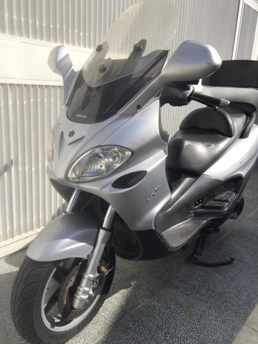 Imagen 6 de 7 de Piaggio Evolution