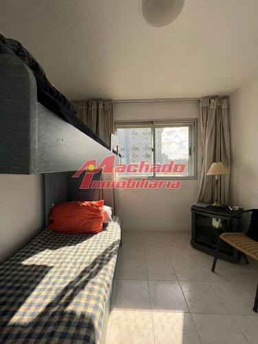 Imagen 12 de 17 de Venta Apartamento De 2 Dormitorios En Zona Roosevelt