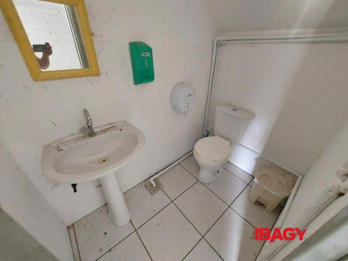 Imagem 4 de 15 de Oportunidade! Loja Em Estreito - Florianopolis - L-114766