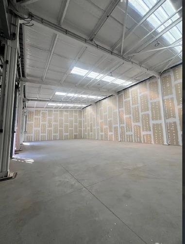 Excelente Bodega 311 M2 En Ciudad Empresarial (73396)