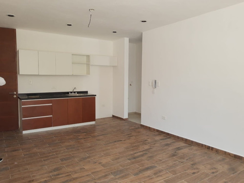 Imagen 8 de 14 de Departamento En Venta En Colonia Vista Alegre, Mérida.