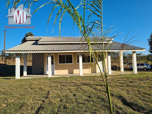 Linda Chácara Com 3 Dormitórios, Próximo À Cidade, À Venda, 1900 M² Por R$ 320.000 - Rural - Pedra Bela/sp - Ch0915
