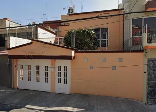 Casa En Jardín Balbuena De Remate Bancario