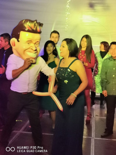 Cantante Versatil Dueto Musical Fatma Music Mujer