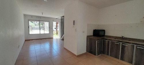 Duplex En Alquiler En Ituzaingo Sur