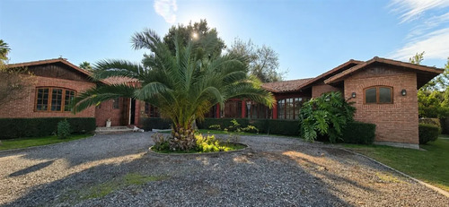 Parcela Con Casa En Arriendo En Isla De Maipo