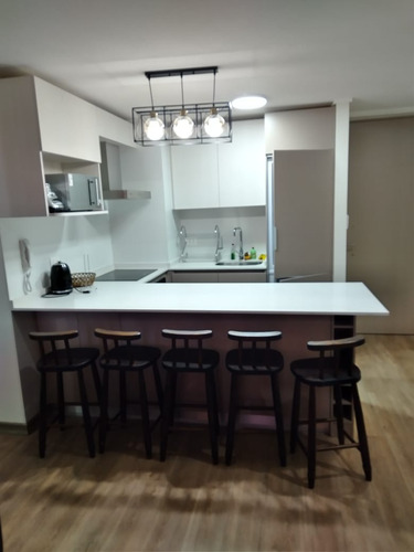 Arriendo Cómodo Depto Centro Papudo- 2d2b / 5 Personas