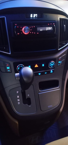 Imagen 2 de 17 de Hyundai H1 12pas. Vgt 2.5crdi Full Premium Año 2017
