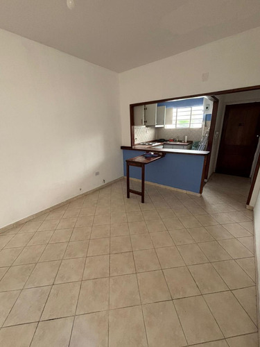 Departamento En Florida Mitre/este