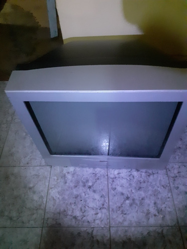 Imagen 2 de 4 de Televisor Convencional Marca Haier De 27 Pulgadas