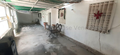 Imagen 26 de 30 de Casa En Venta En La Ruezga Barquisimeto Lara 0-4-2-4-5-9-3-7-5-4-2 Rent-a-house Centro Occidente Mls Código: 22-17726