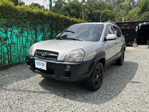 Hyundai Tucson 2.7