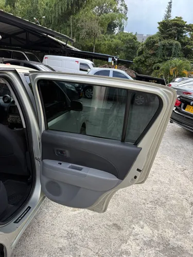 Daihatsu Sirion 1.3l