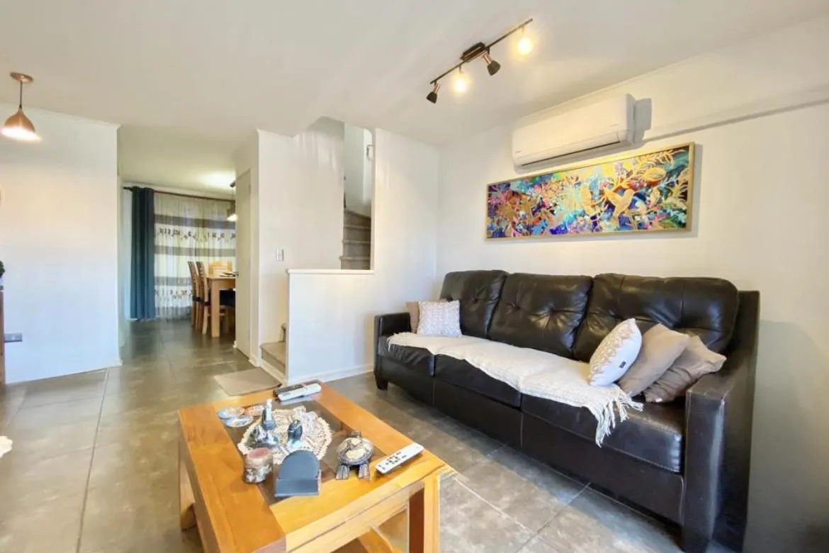 Imagen 3 de 18 de Casa En Venta De 3 Dorm. En Maipú Barrio El Rosal