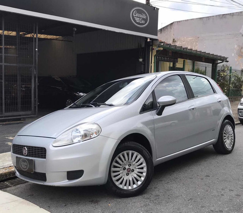 Fiat Punto 1.4 Attractive 2011/2012 Manual