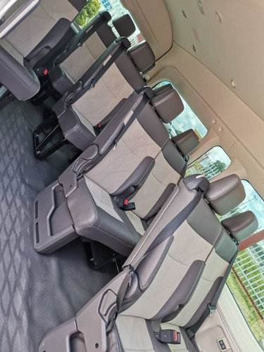 Renta Camioneta 12 Pasajeros Toyota Hiace Con O Sin Chofer