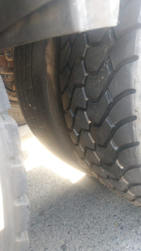 Imagem 5 de 12 de Iveco Stralis Hd 570