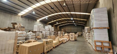 Galpon En Alquiler 1600 M2 Parque Industrial La Reja
