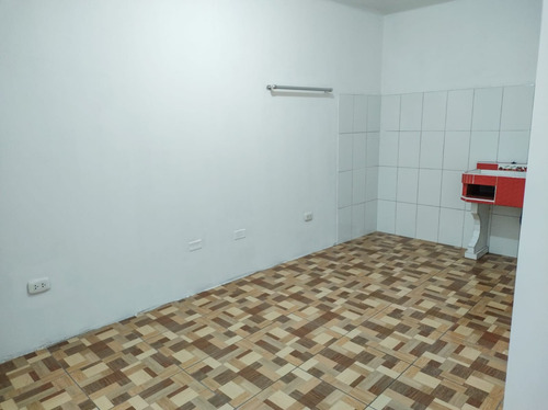 Imagen 5 de 12 de Habitacion Con Lavadero Incluido Y Baño Propio Cerca Al Aeropuerto (incluye Agua, Luz, Internet Y Terma En Ducha) A S/ 400.00 Smp