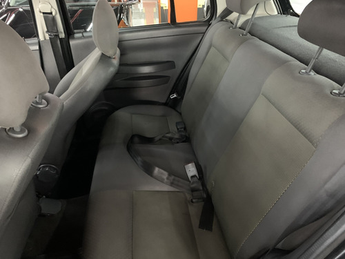 Volkswagen Fox 1.0 MI PLUS 8V FLEX 4P MANUAL
