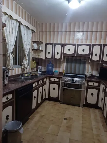 Casa De 3 Hab Y 4 Baños.