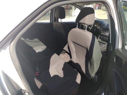 Imagen 9 de 11 de Ford Figo 2019 1.5 Energy Sedan Mt