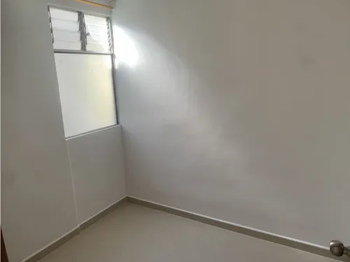Arriendo Aparta Estudio Calasania